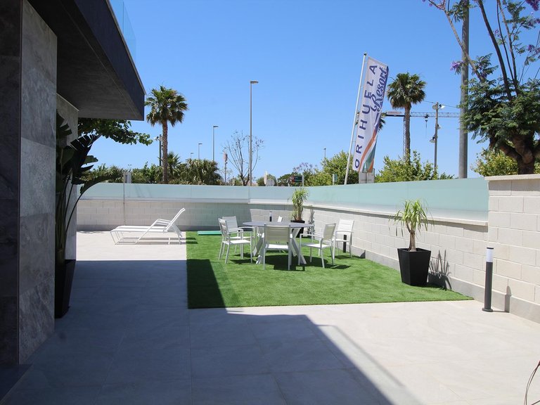 Villa for Sale in Pilar de la Horadada, Alicante 2
