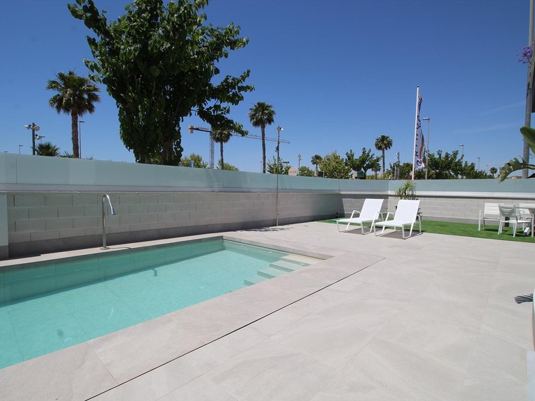 Villa for Sale in Pilar de la Horadada, Alicante 5