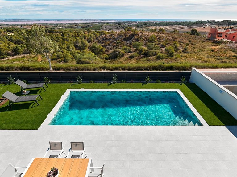 Villa for Sale in San Miguel de Salinas, Alicante 5