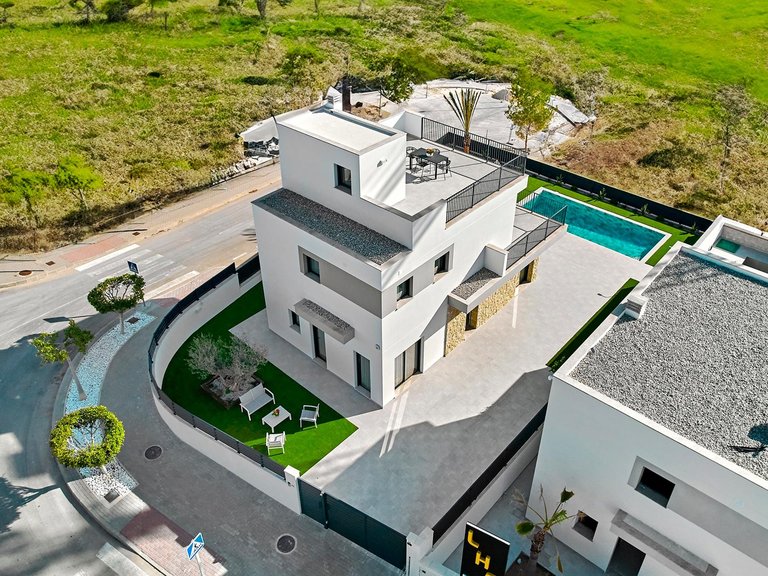 Villa for Sale in San Miguel de Salinas, Alicante 2