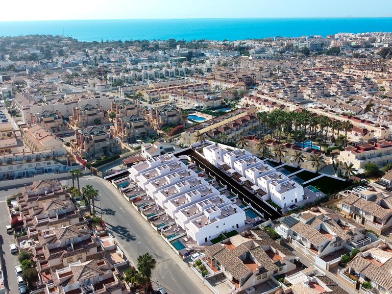 Villa for Sale in Orihuela Costa, Alicante 17