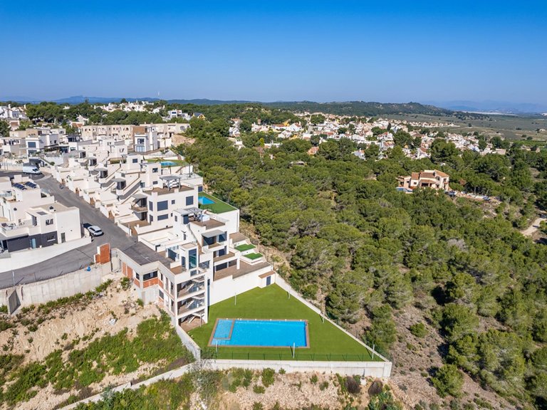 Villa for Sale in San Miguel de Salinas, Alicante 28