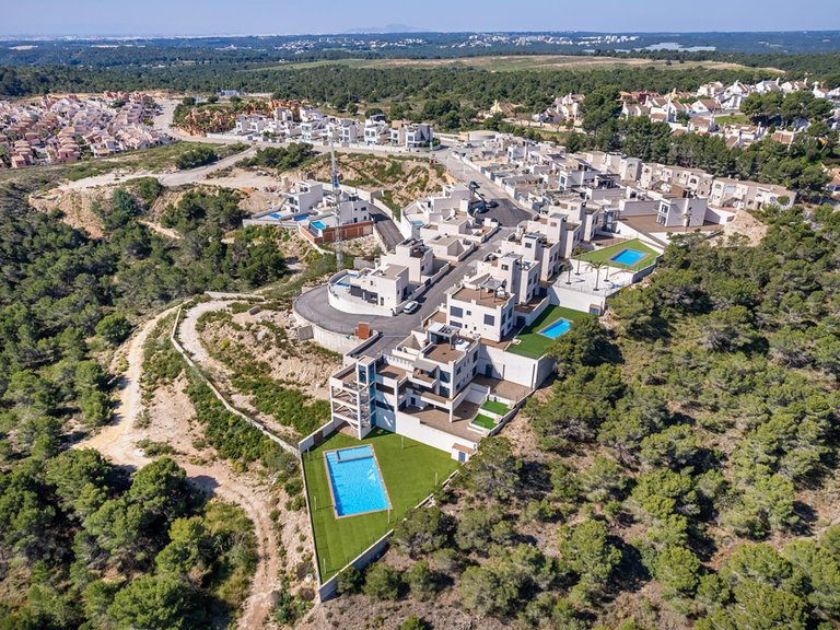 Villa for Sale in San Miguel de Salinas, Alicante 30