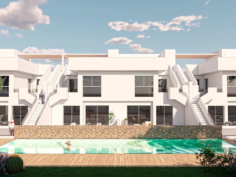 Villa for Sale in Pilar de la Horadada, Alicante 1