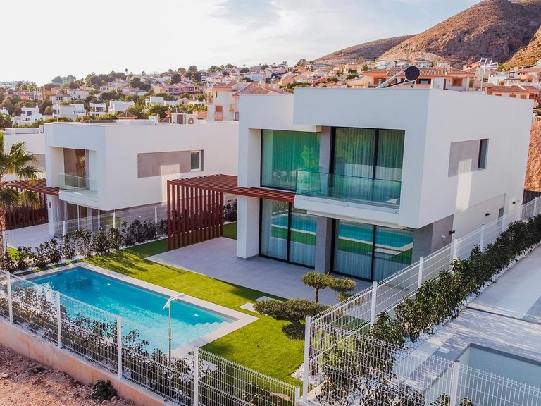 Villa for Sale in Finestrat, Alicante 18