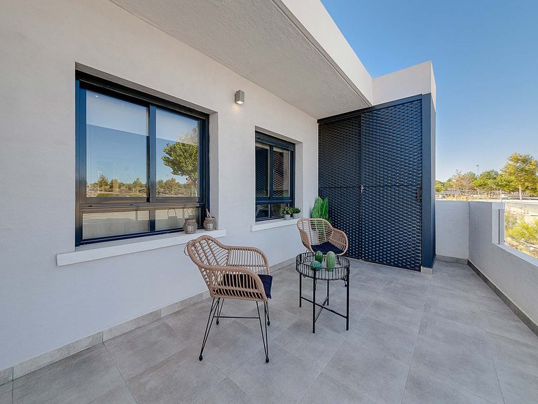 Apartment for Sale in San Miguel de Salinas, Alicante 24