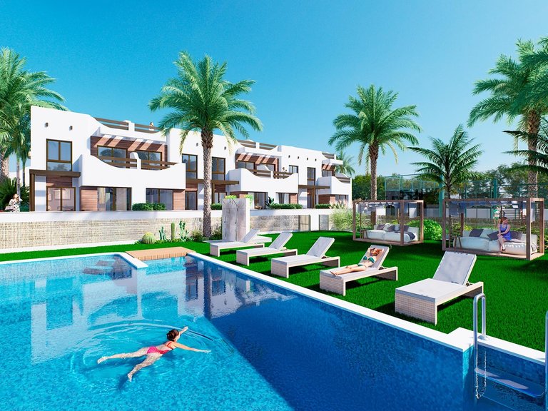 Villa for Sale in Pilar de la Horadada, Alicante 1