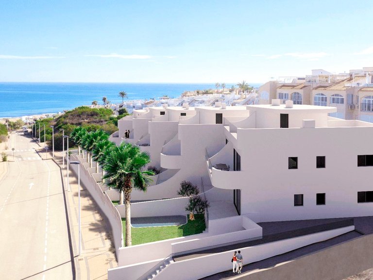 Villa for Sale in Torrevieja, Alicante 1