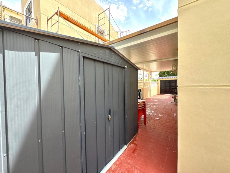 Villa for Sale in San Miguel de Salinas, Alicante 10