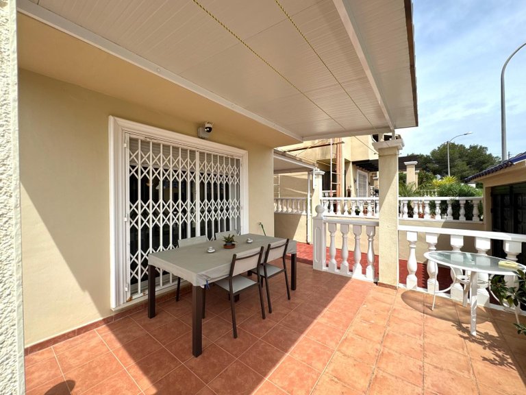 Villa for Sale in San Miguel de Salinas, Alicante 6