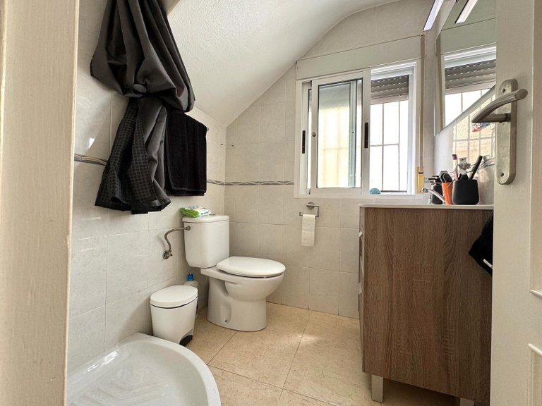 Villa for Sale in San Miguel de Salinas, Alicante 28