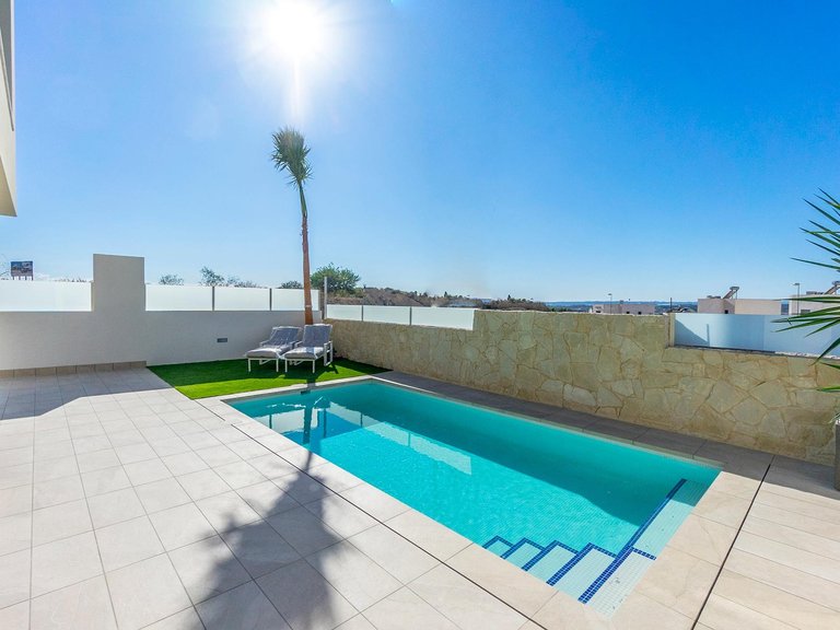 Villa for Sale in Rojales, Alicante 4