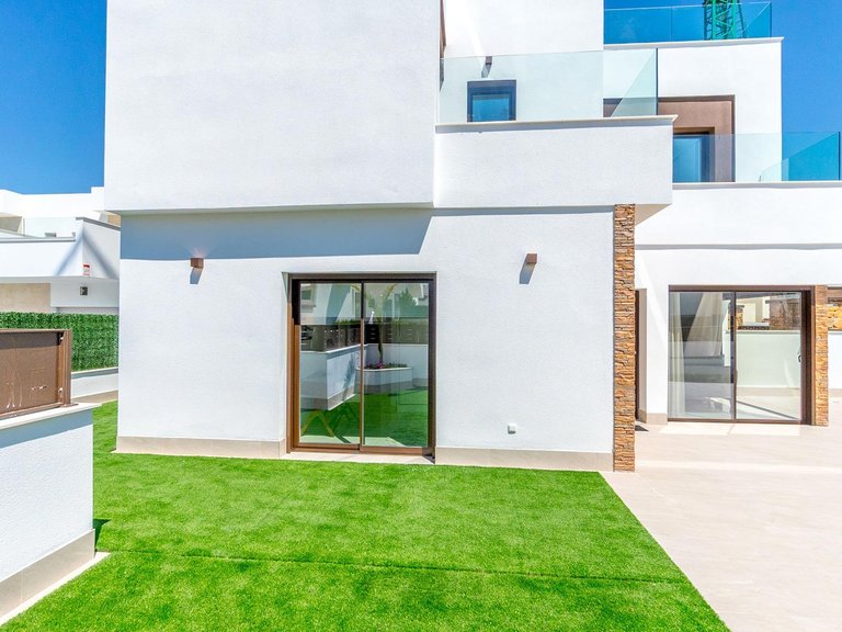 Villa for Sale in Benijofar, Alicante 28
