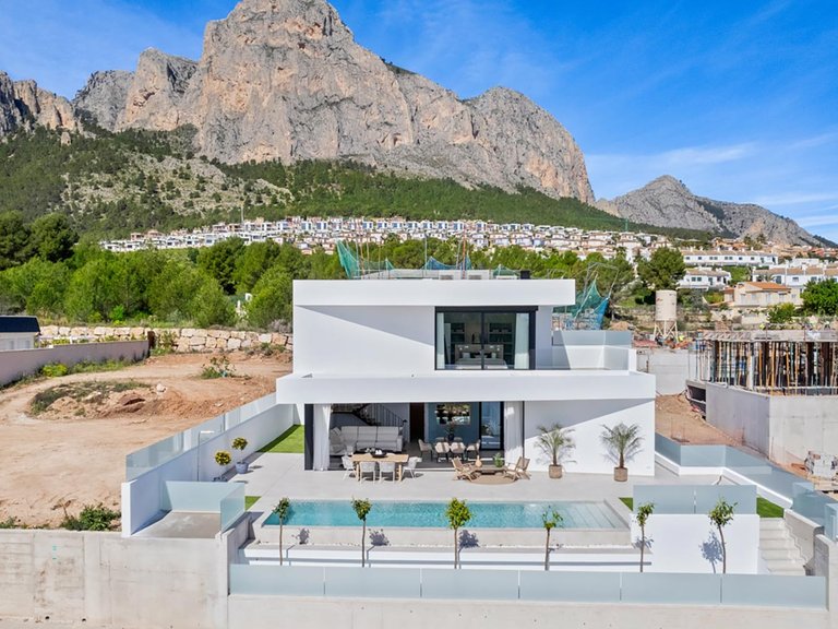 Villa for Sale in Polop de la Marina, Alicante 33