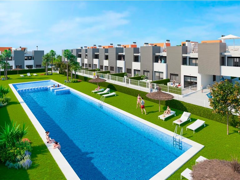 Villa for Sale in Torrevieja, Alicante 1