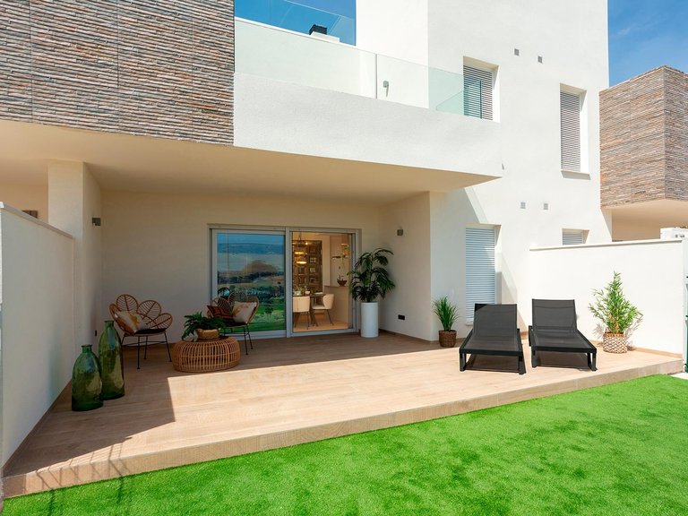 Villa for Sale in Algorfa, Alicante 1
