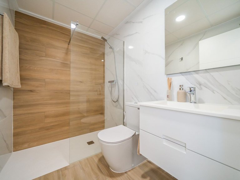 Villa for Sale in Los Montesinos, Alicante 16