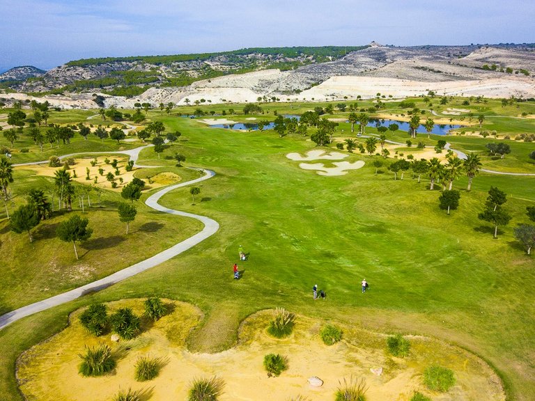 Villa for Sale in Los Montesinos, Alicante 9