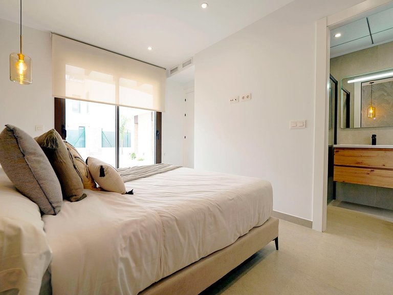 Villa for Sale in Heredades, Alicante 8