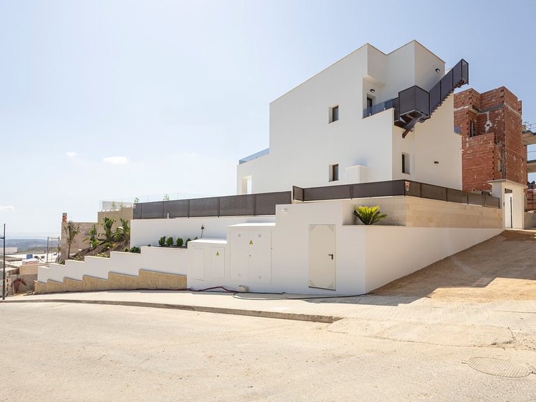 Villa for Sale in Polop de la Marina, Alicante 41
