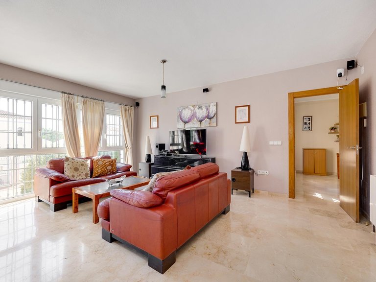 Villa for Sale in Costa Blanca Orihuela Costa, Alicante 10