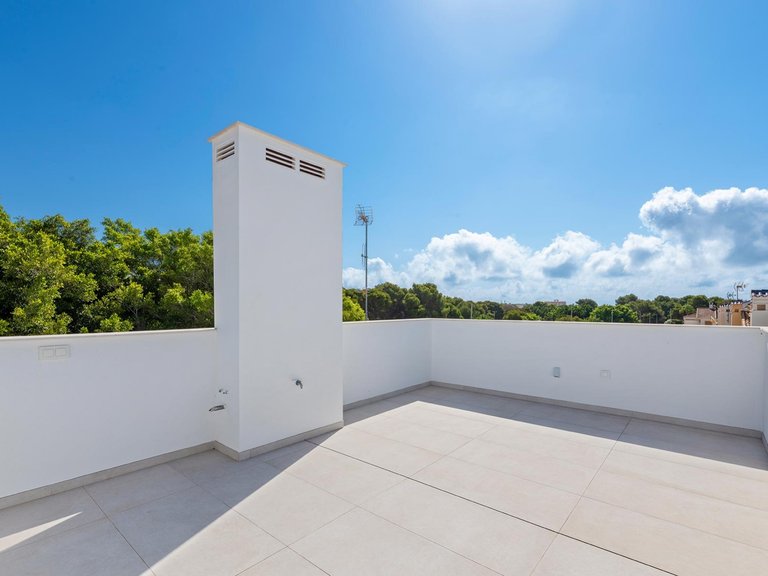 Villa for Sale in Pilar de la Horadada, Alicante 28