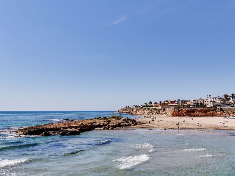 Villa for Sale in Orihuela Costa, Alicante 19