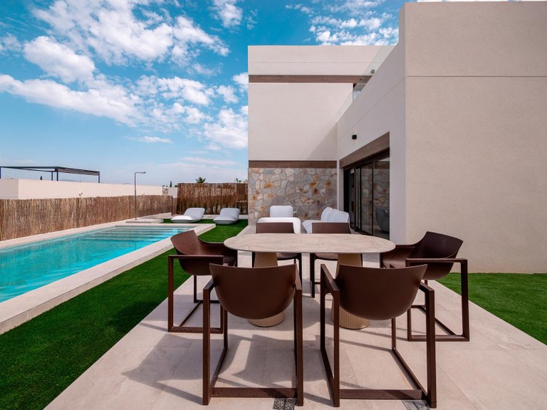 Villa for Sale in Algorfa, Alicante 2