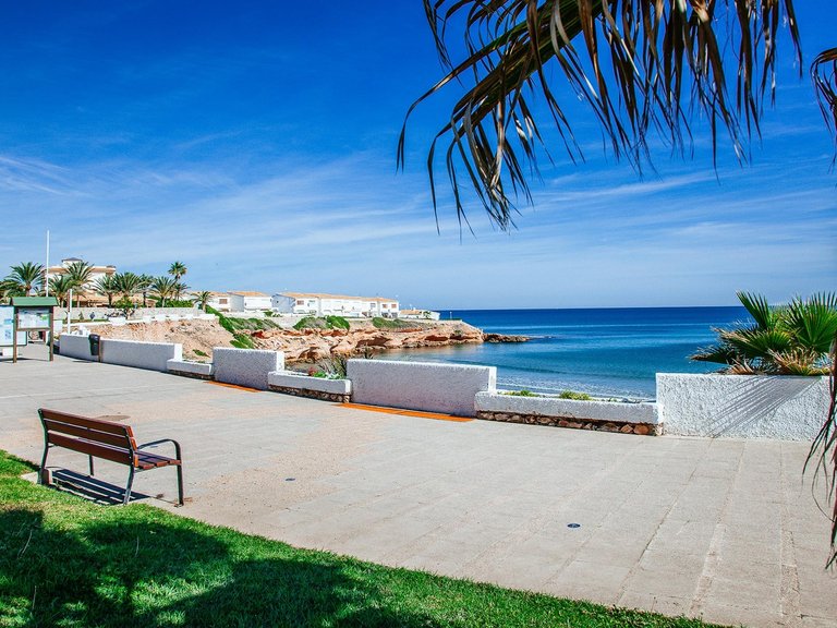 Villa for Sale in Orihuela Costa, Alicante 40