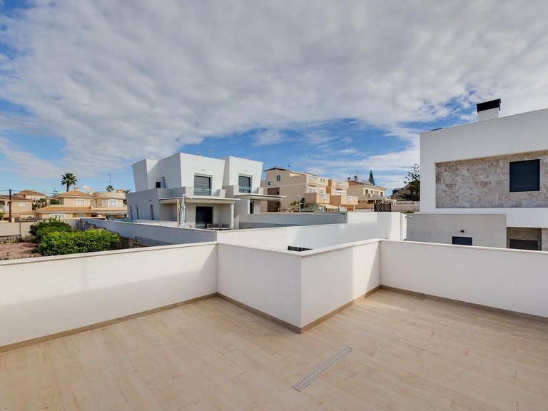 Villa for Sale in Torrevieja, Alicante 32