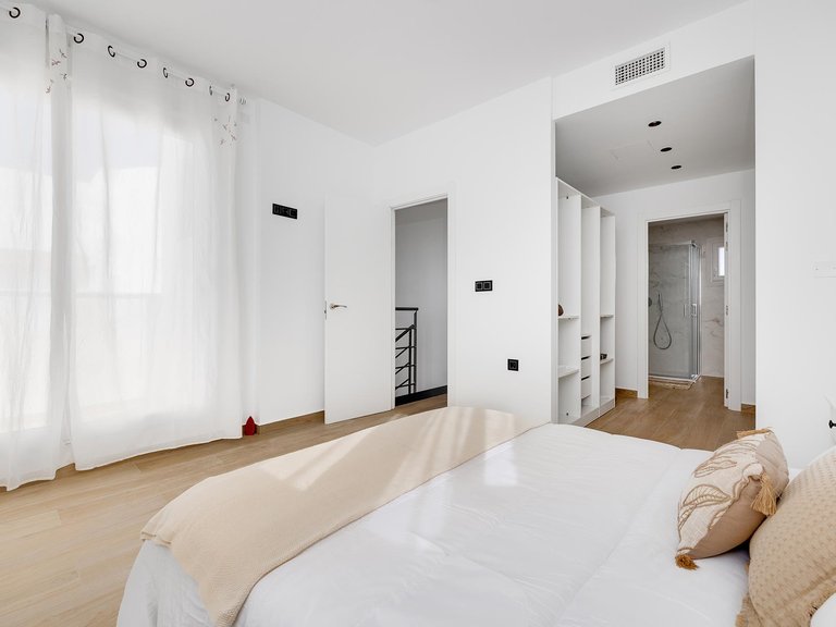 Villa for Sale in Torrevieja, Alicante 26