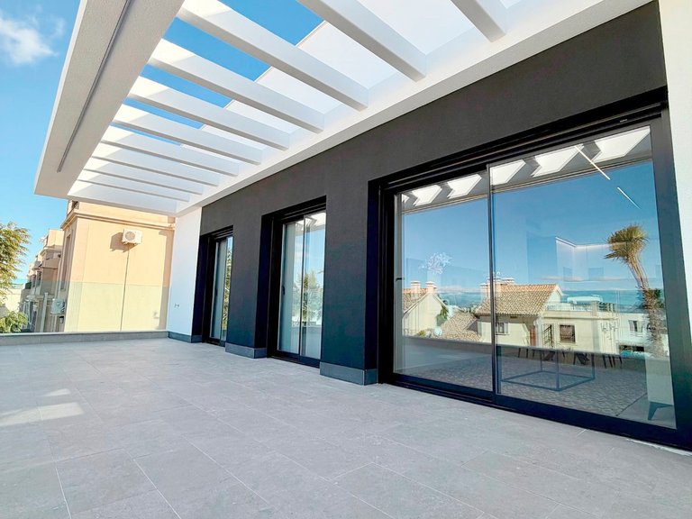 Villa for Sale in Algorfa, Alicante 2