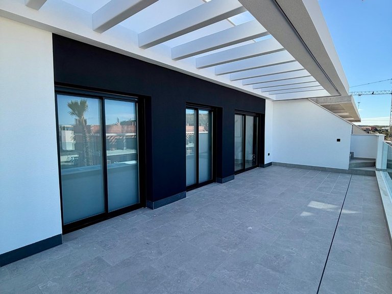 Villa for Sale in Algorfa, Alicante 1