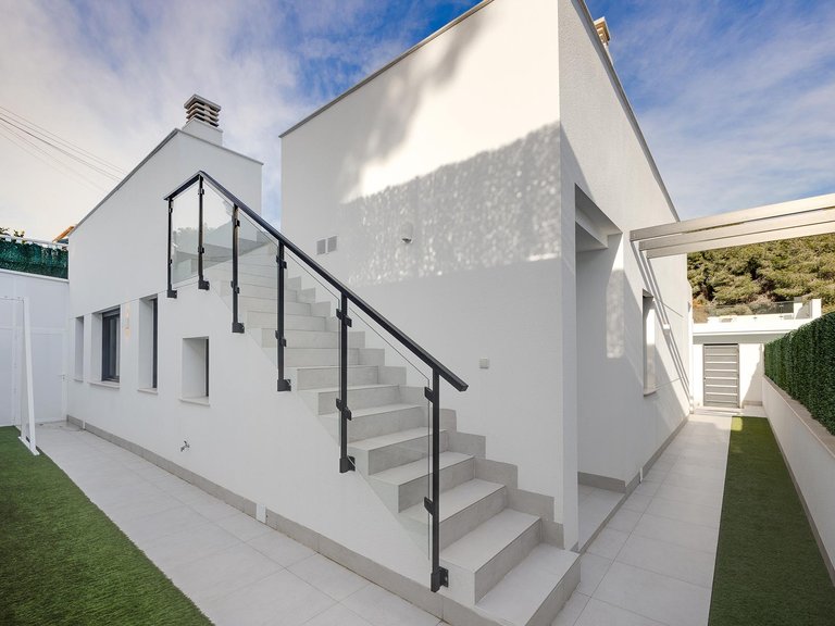 Villa for Sale in Pinar De Campoverde, Alicante 21