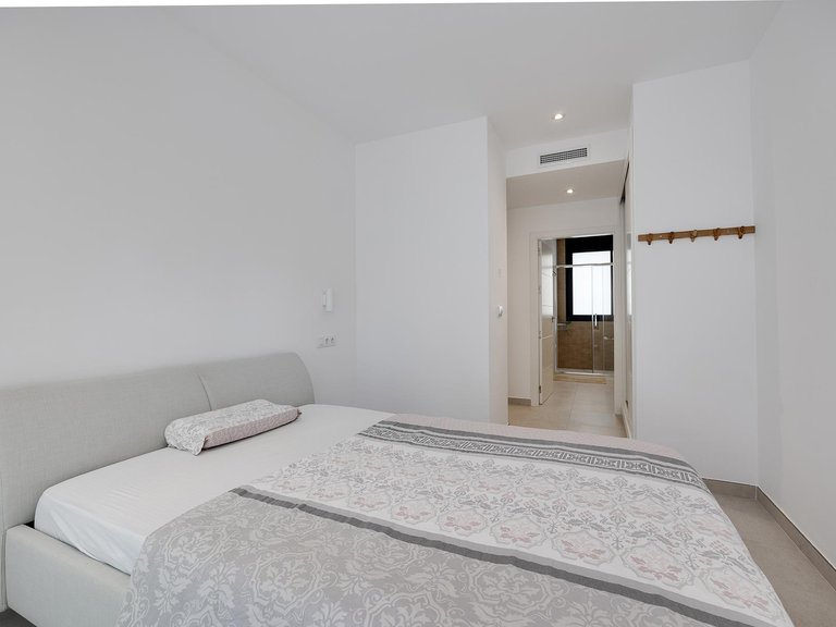 Villa for Sale in Pinar De Campoverde, Alicante 17