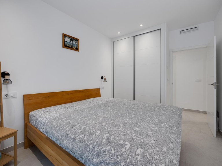 Villa for Sale in Pinar De Campoverde, Alicante 13