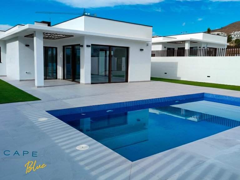 Villa for Sale in Finestrat, Alicante 1