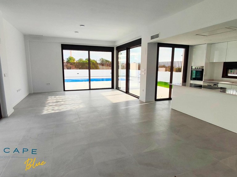 Villa for Sale in Finestrat, Alicante 6