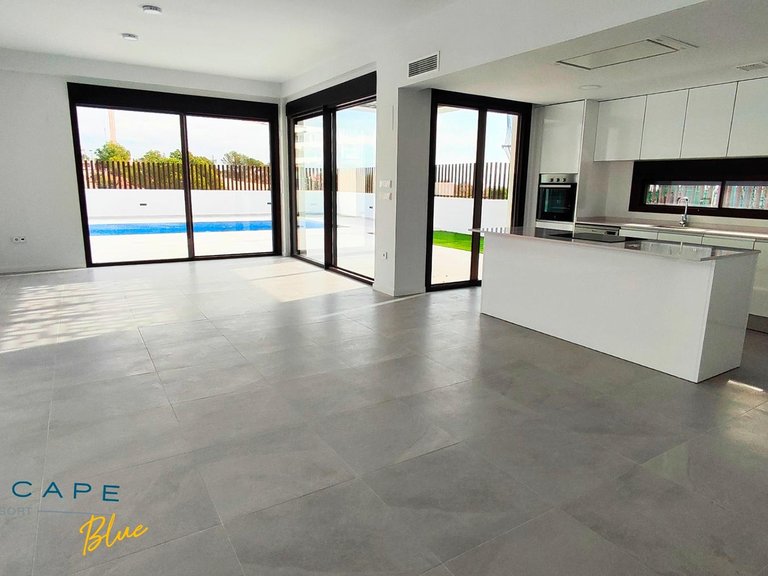 Villa for Sale in Finestrat, Alicante 7
