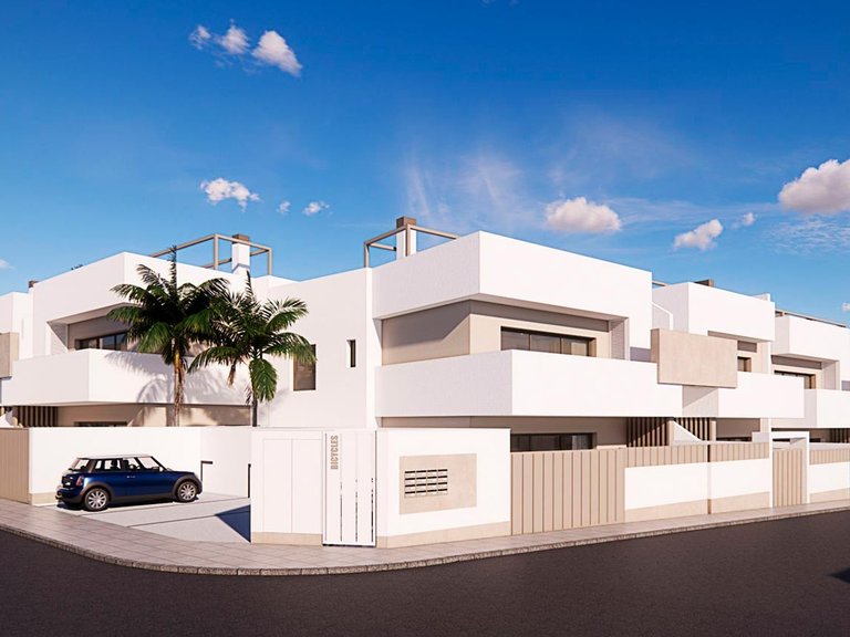 Villa for Sale in Pilar de la Horadada, Alicante 4