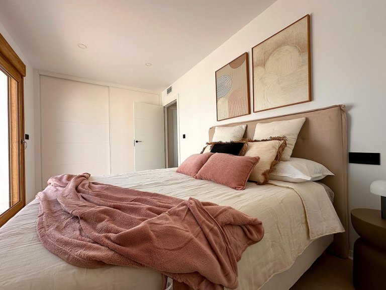 Villa for Sale in Pilar de la Horadada, Alicante 11