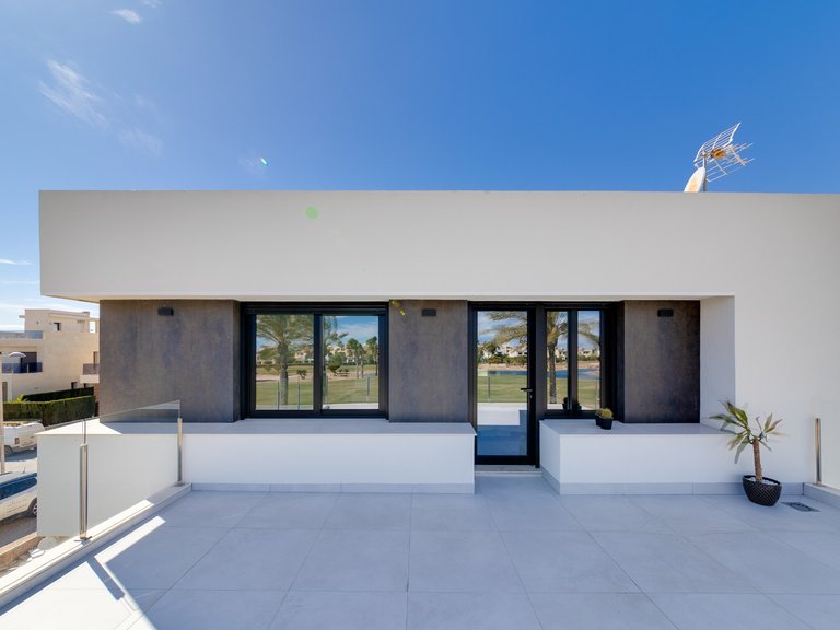 Villa for Sale in Pilar de la Horadada, Alicante 38