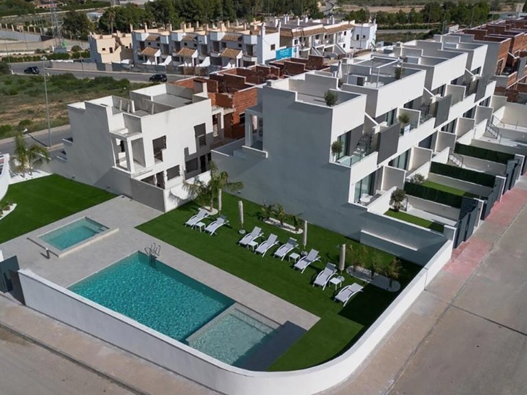 Villa for Sale in Cox, Alicante 4