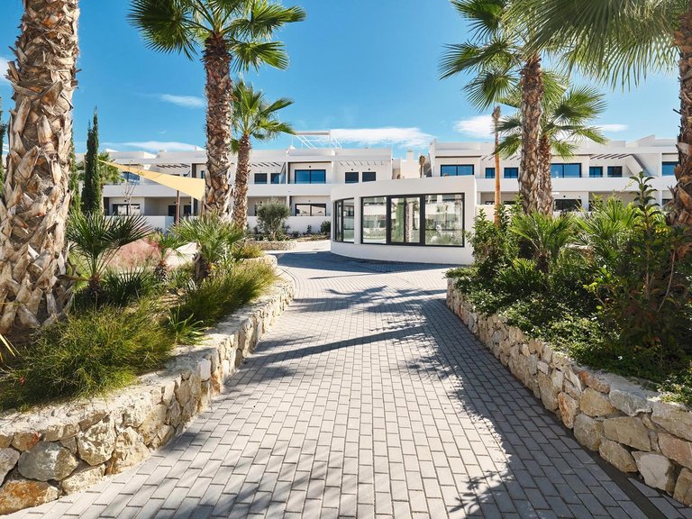 Villa for Sale in Torrevieja, Alicante 42