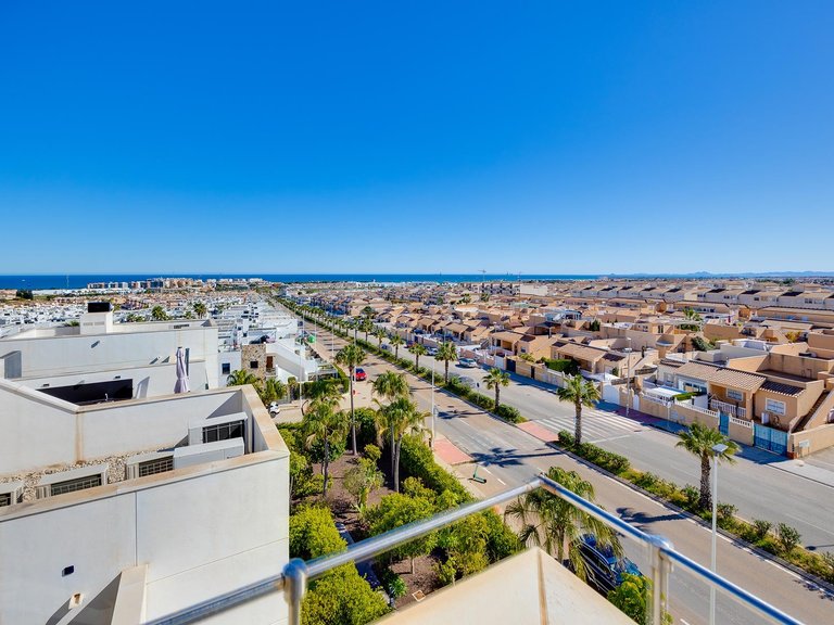 Penthouse for Sale in Orihuela Costa, Alicante 30