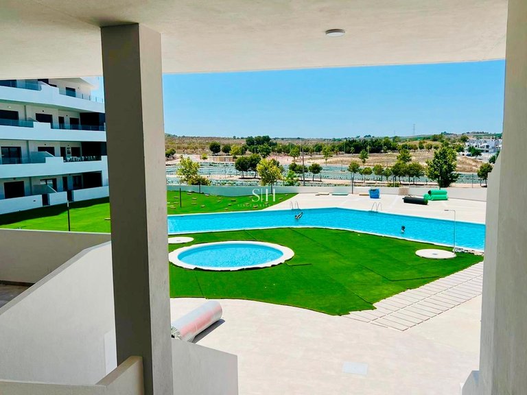 Apartment for Sale in San Miguel de Salinas, Alicante 25