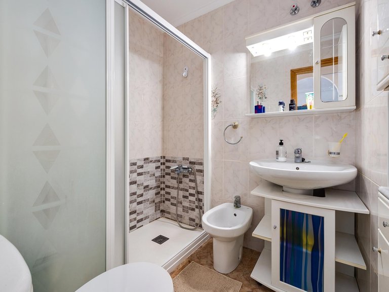 Apartment for Sale in Torrevieja, Alicante 19