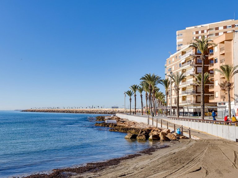 Apartment for Sale in Torrevieja, Alicante 29