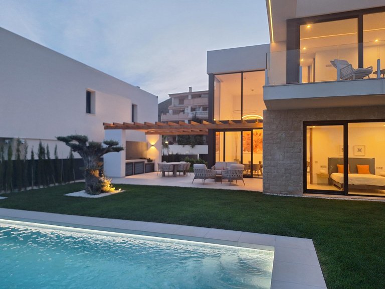 Villa for Sale in Finestrat, Alicante 17