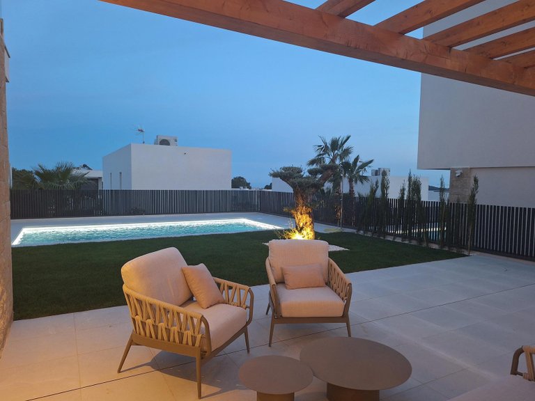 Villa for Sale in Finestrat, Alicante 18